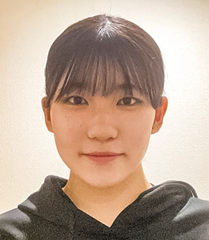 野明花菜さんの顔写真